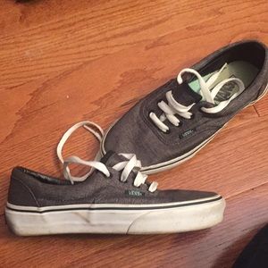 Vans men's size 4